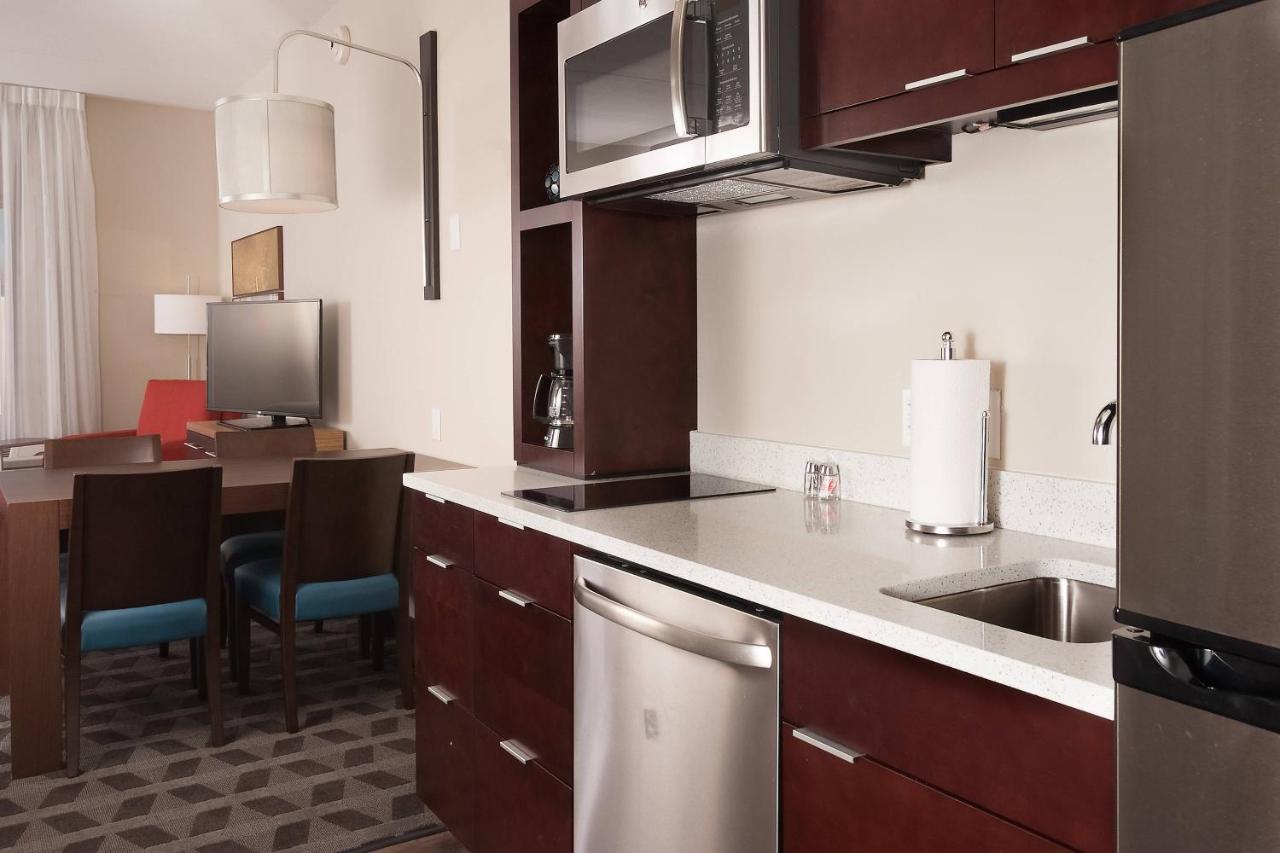 | TownePlace Suites Charleston Airport/Convention Center