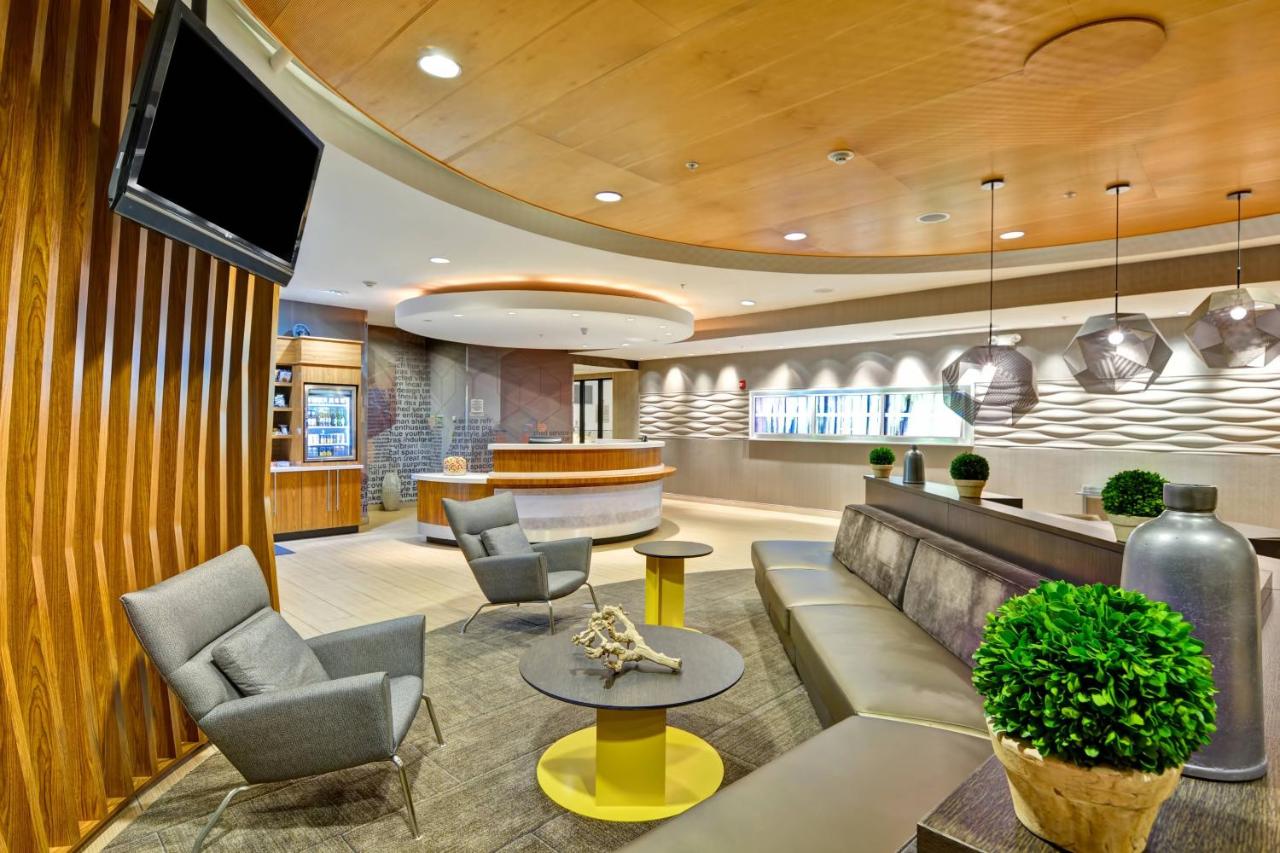 | SpringHill Suites Cincinnati Airport South