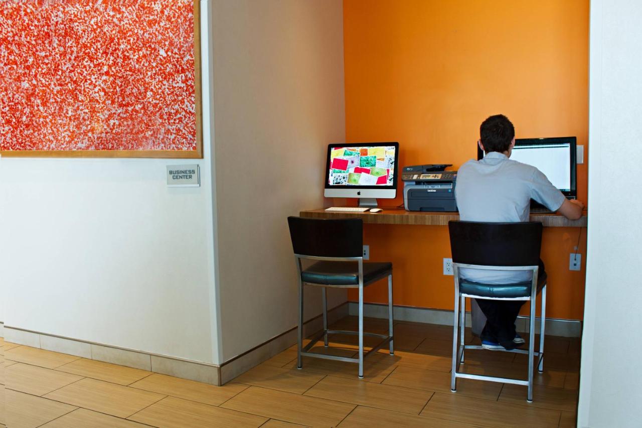 | SpringHill Suites Cincinnati Airport South