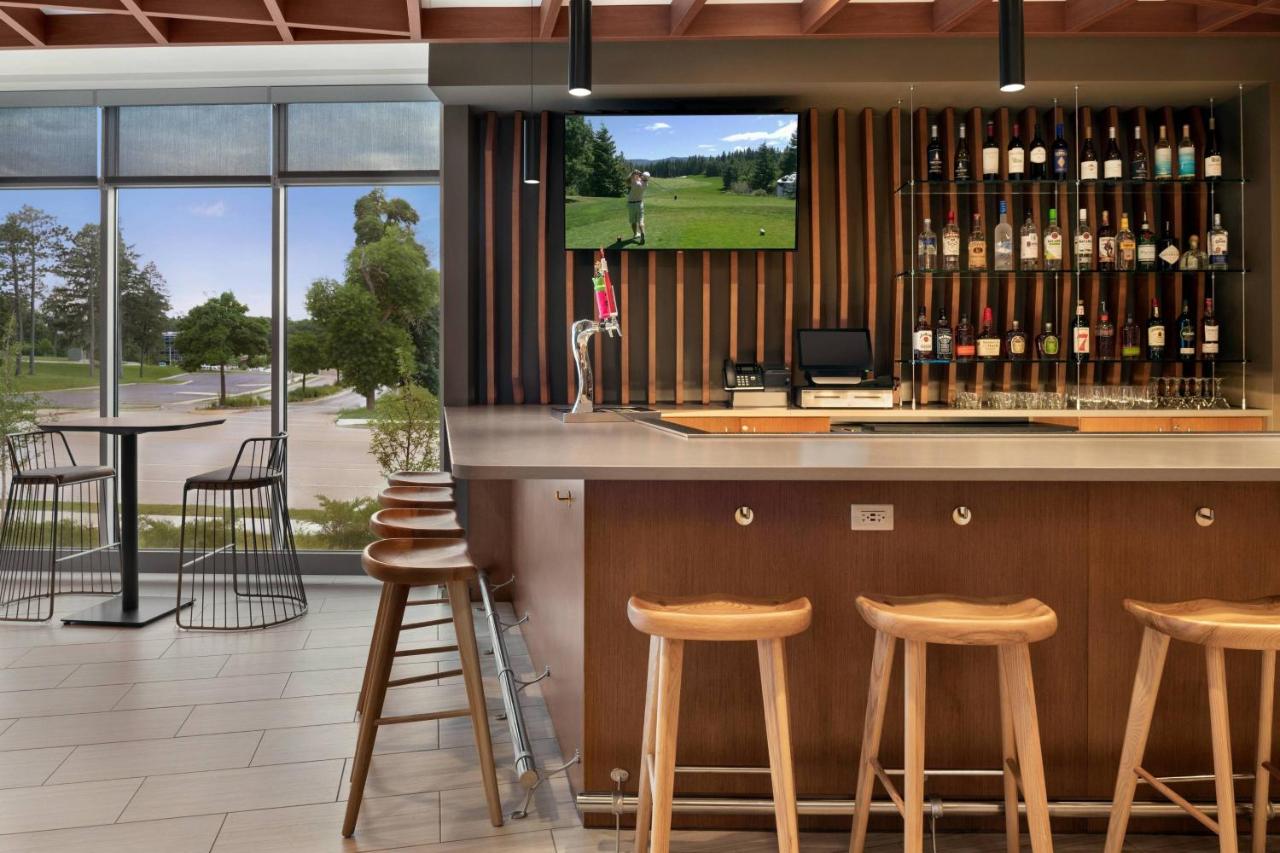  | SpringHill Suites by Marriott Milwaukee West/Wauwatosa
