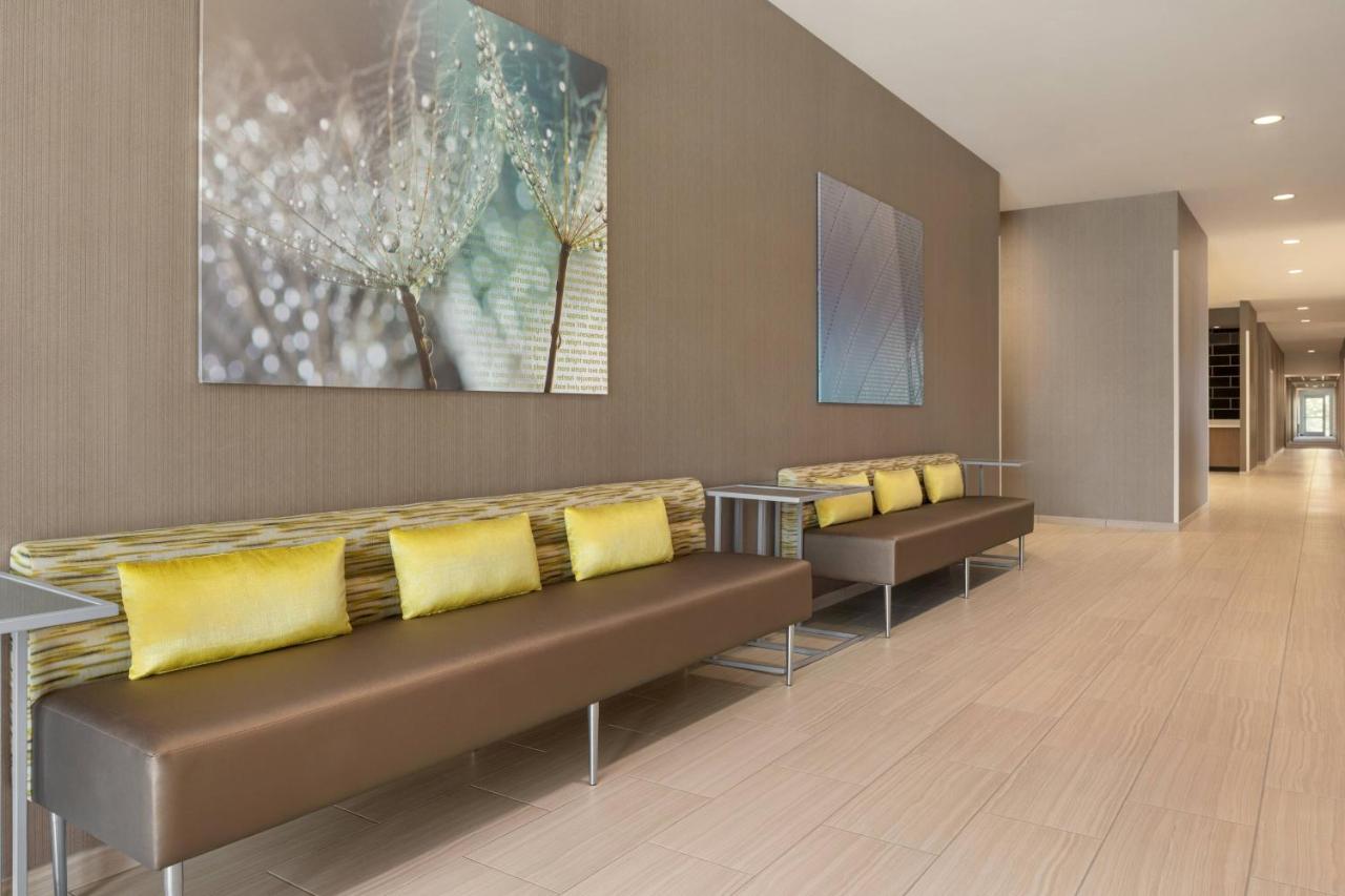  | SpringHill Suites by Marriott Milwaukee West/Wauwatosa