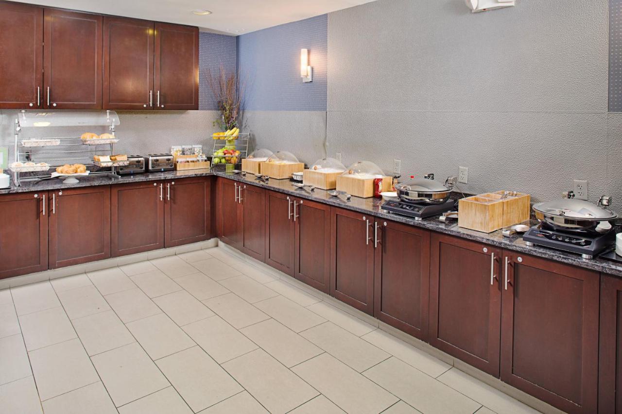 SpringHill Suites Manchester-Boston Regional Airport