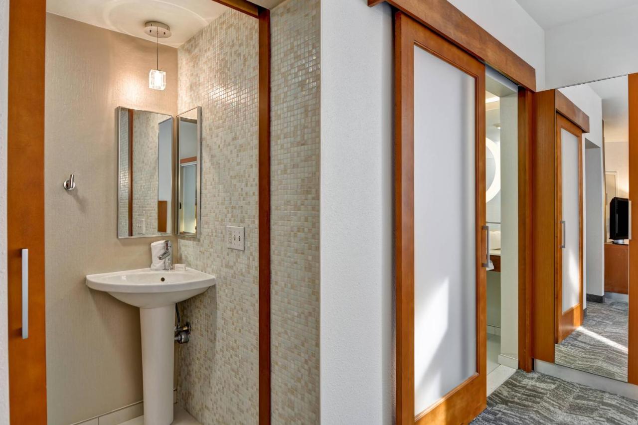 | Springhill Suites by Marriott Midtown Cincinnati