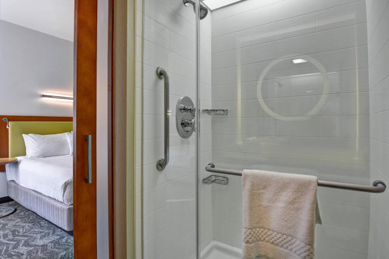 King Studio with Sofa Bed at Springhill Suites by Marriott Midtown Cincinnati