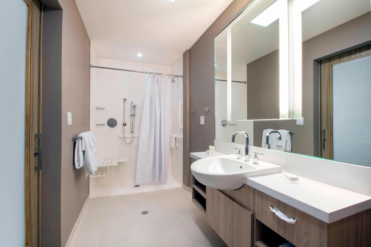  | SpringHill Suites by Marriott Miami Doral