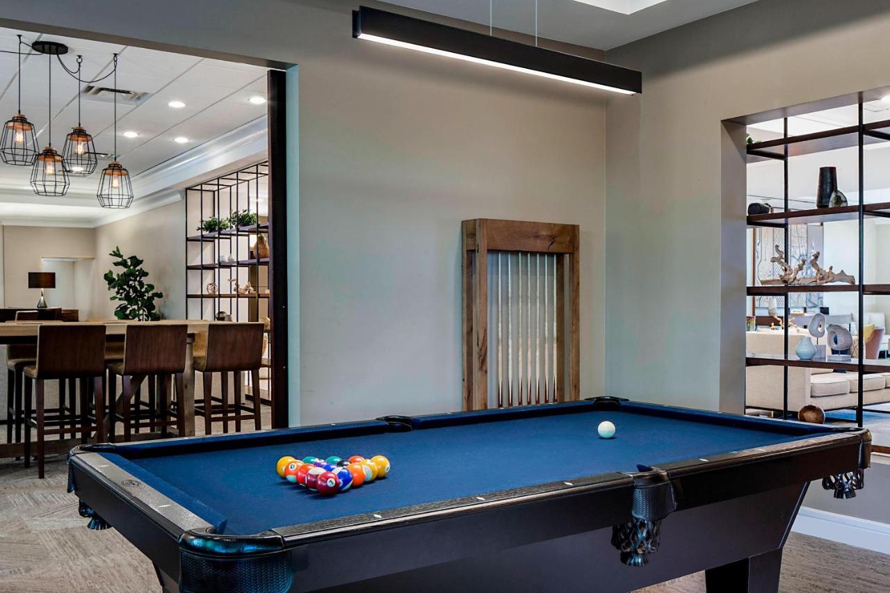  | Sheraton Suites Market Center Dallas