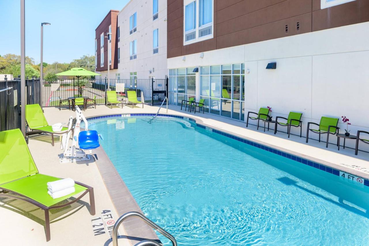 | SpringHill Suites Houston NASA/Seabrook
