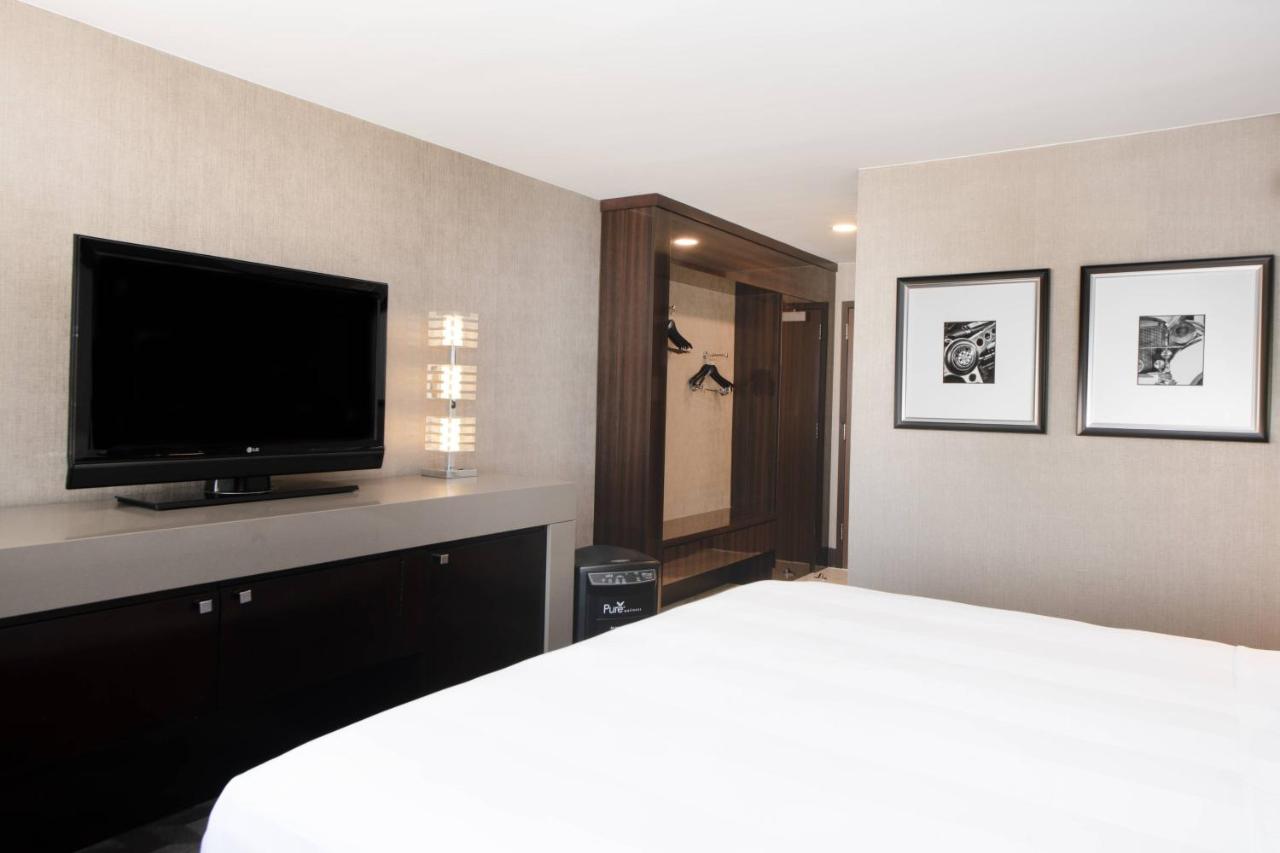 Allergy Friendly King Room at Beverly Hills Marriott