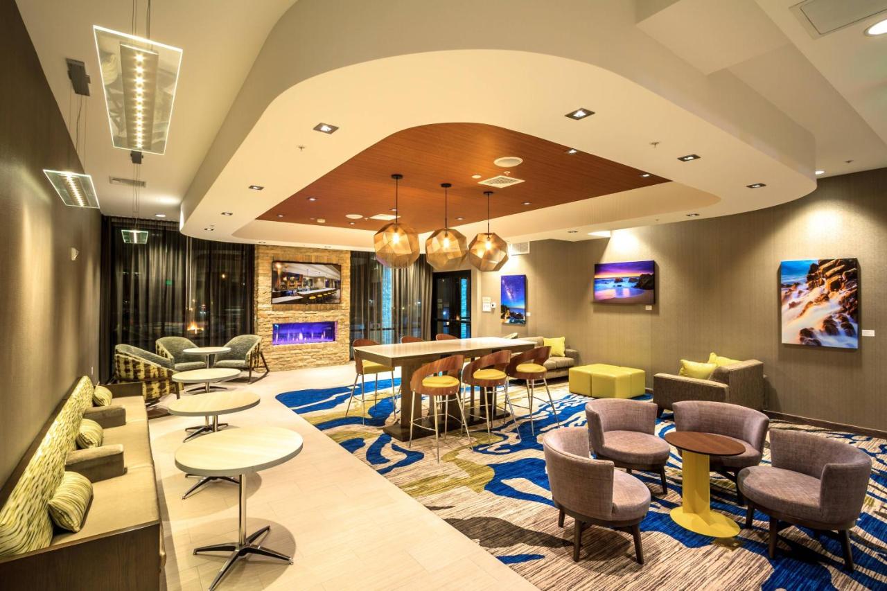  | SpringHill Suites by Marriott The Dunes On Monterey Bay