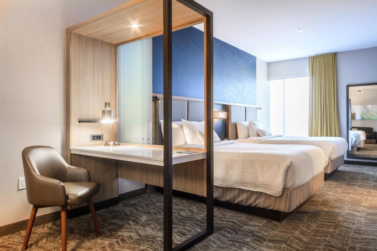  | SpringHill Suites by Marriott The Dunes On Monterey Bay