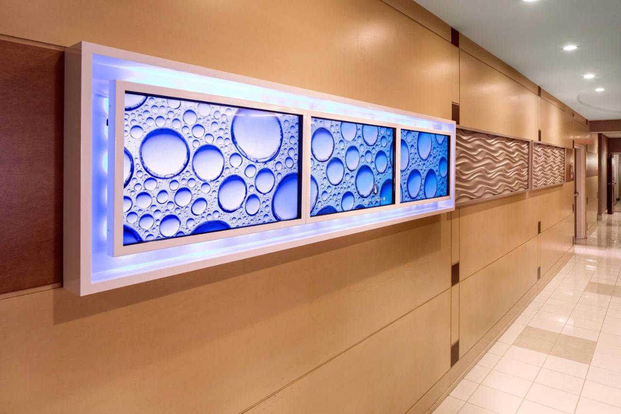 | SpringHill Suites by Marriott Bakersfield