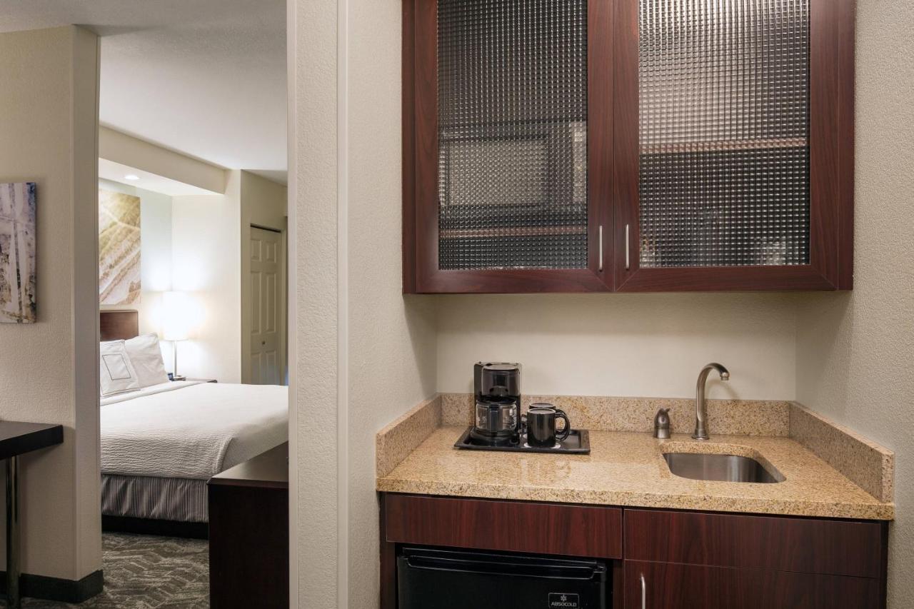 | SpringHill Suites by Marriott Bakersfield