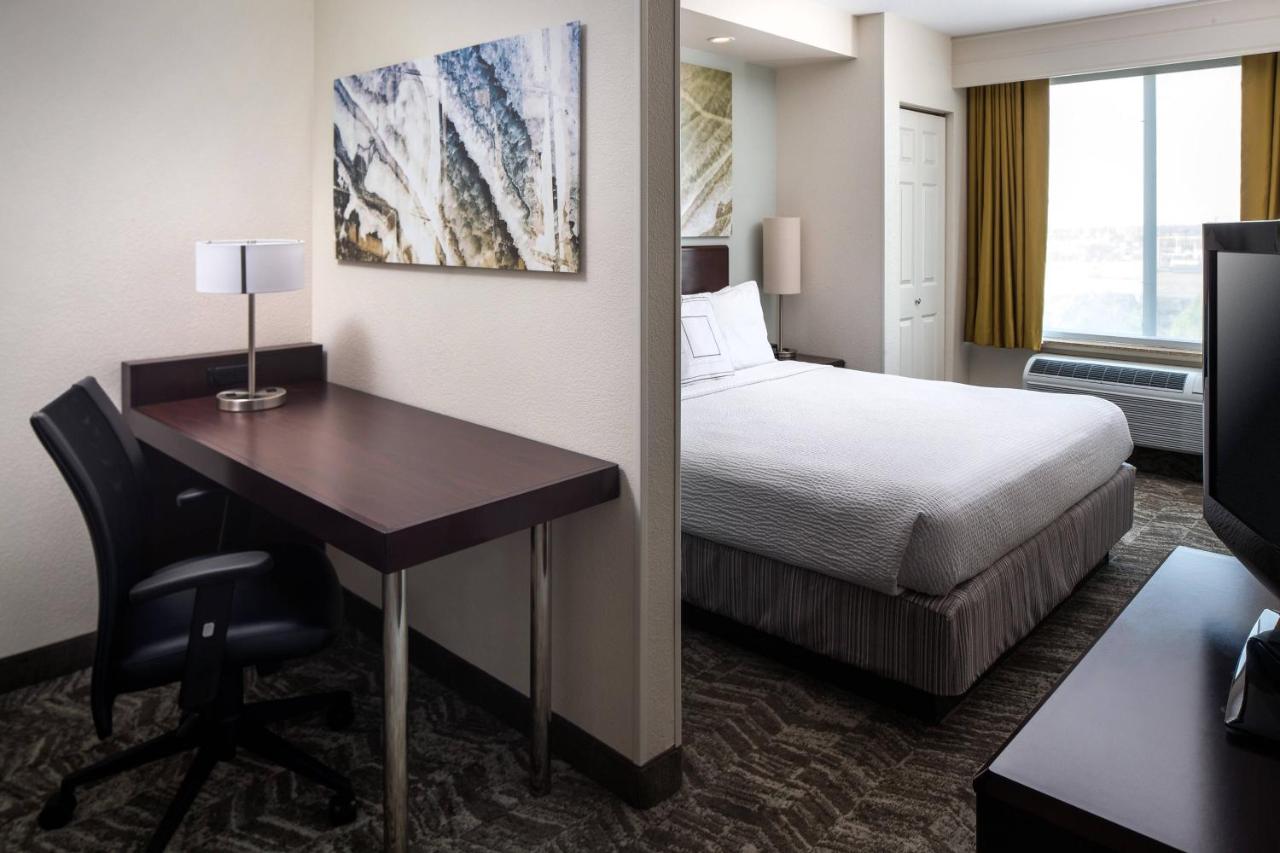 | SpringHill Suites by Marriott Bakersfield
