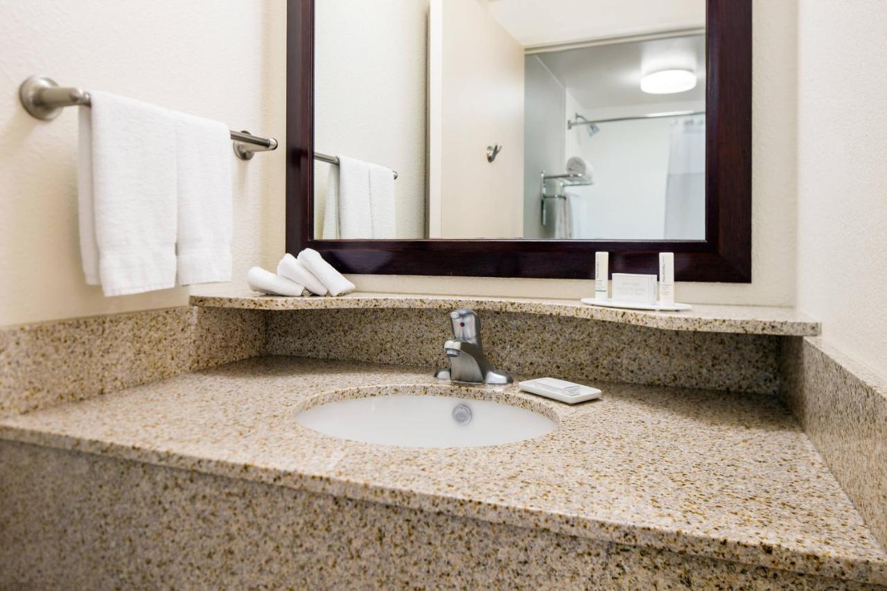 | SpringHill Suites by Marriott Bakersfield