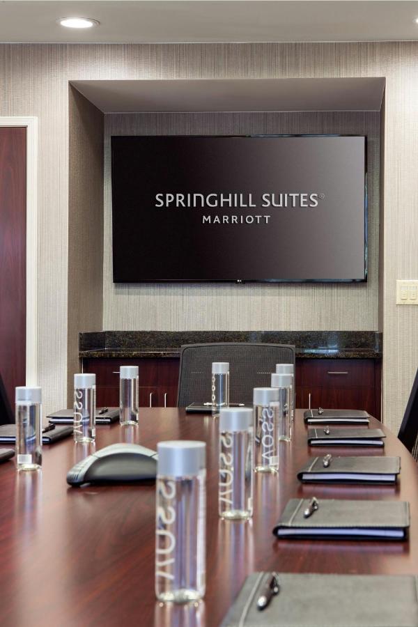 | SpringHill Suites by Marriott Bakersfield
