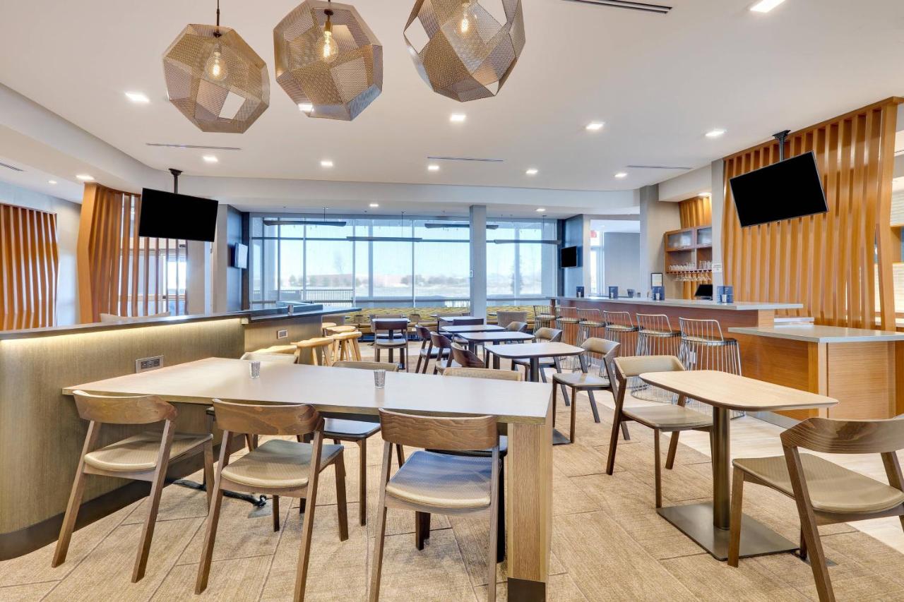  | SpringHill Suites by Marriott Dallas Mansfield