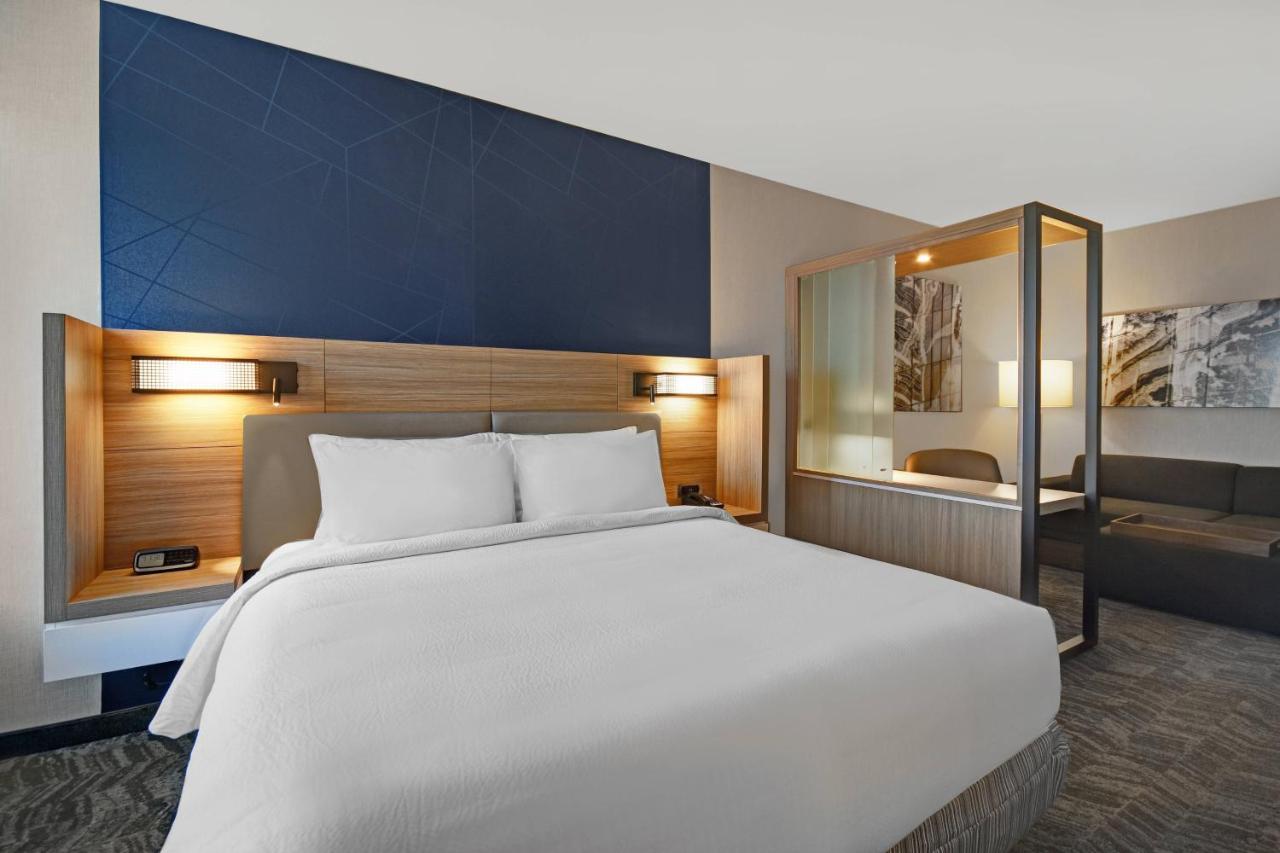 | SpringHill Suites by Marriott St. Paul Arden Hills