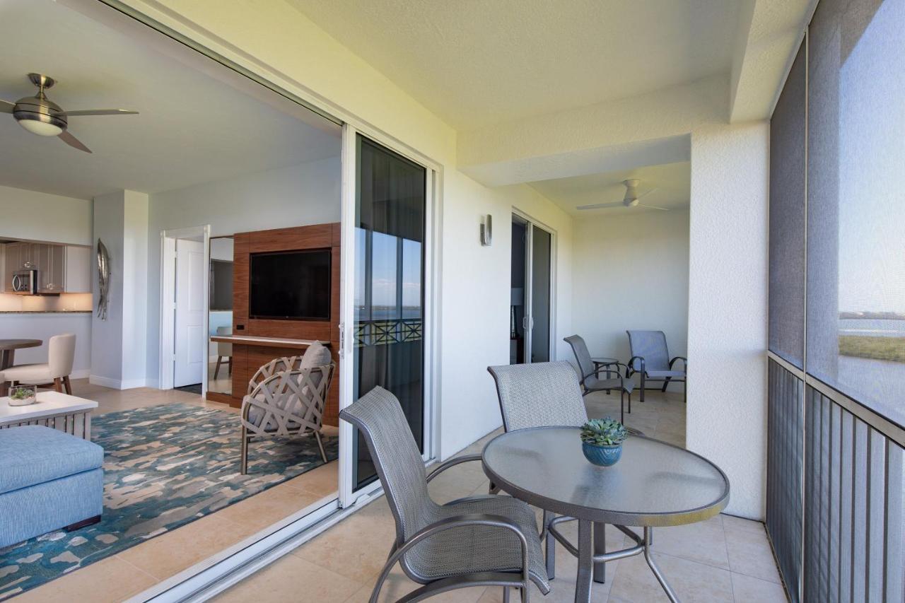 Oasis Suite, 2 Bedroom Larger Suite, Marina view, Balcony at The Westin Cape Coral Resort At Marina Village