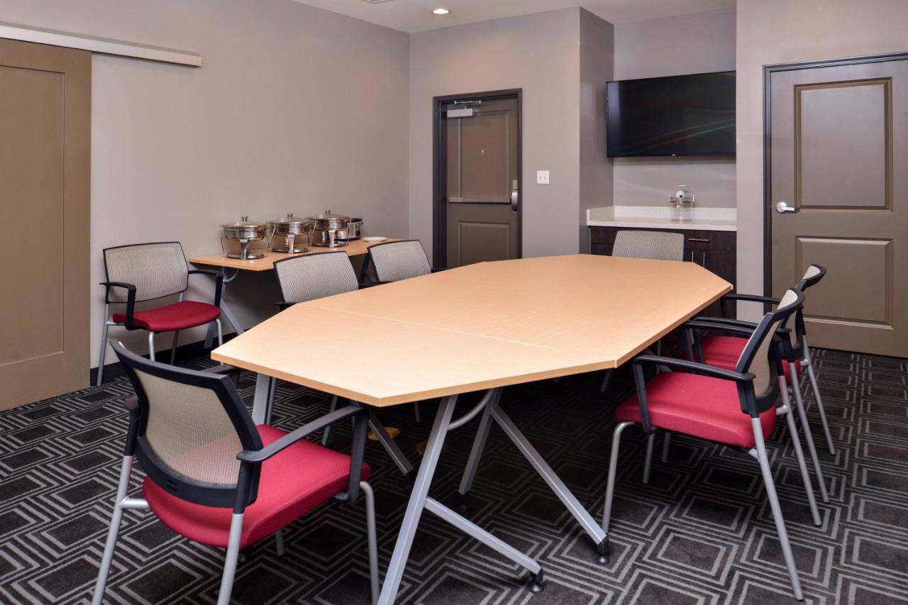 | TownePlace Suites by Marriott Laplace
