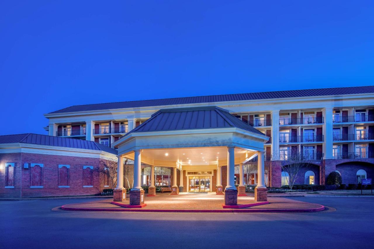 | Sheraton Music City Nashville Airport