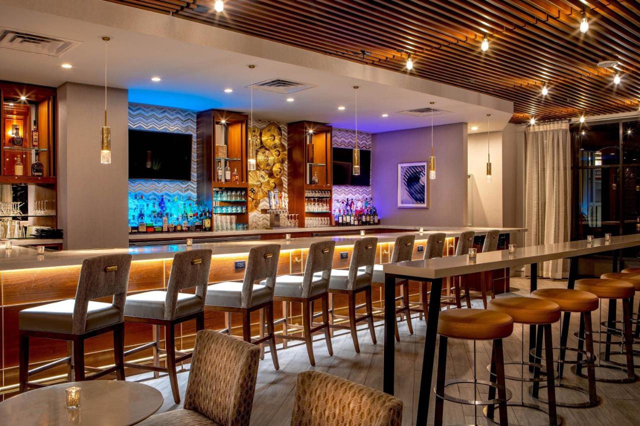 | Sheraton Music City Nashville Airport