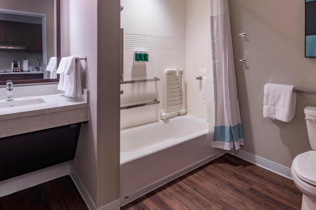 King Studio with Sofa at TownePlace Suites by Marriott Leavenworth