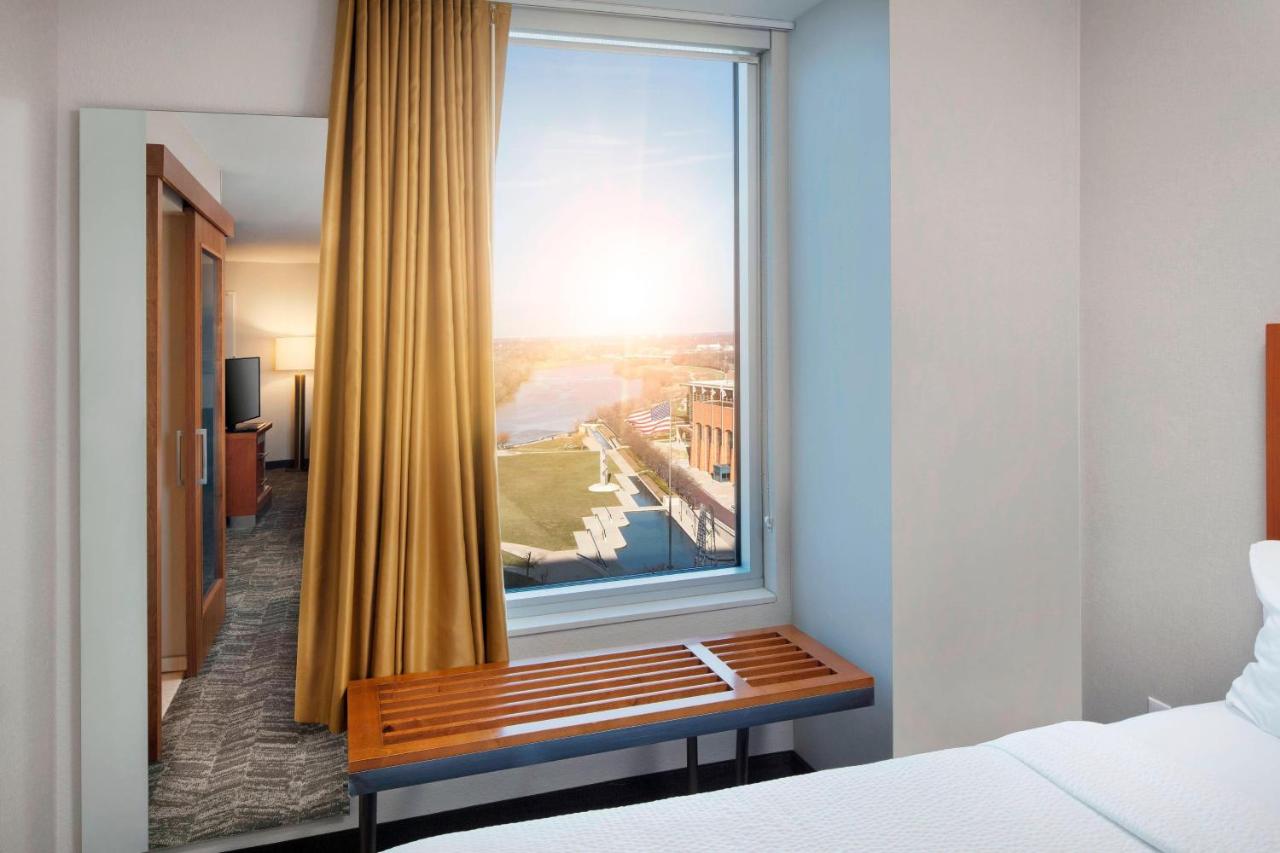 | SpringHill Suites by Marriott Indianapolis Downtown