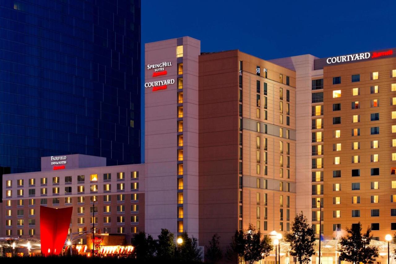 | SpringHill Suites by Marriott Indianapolis Downtown
