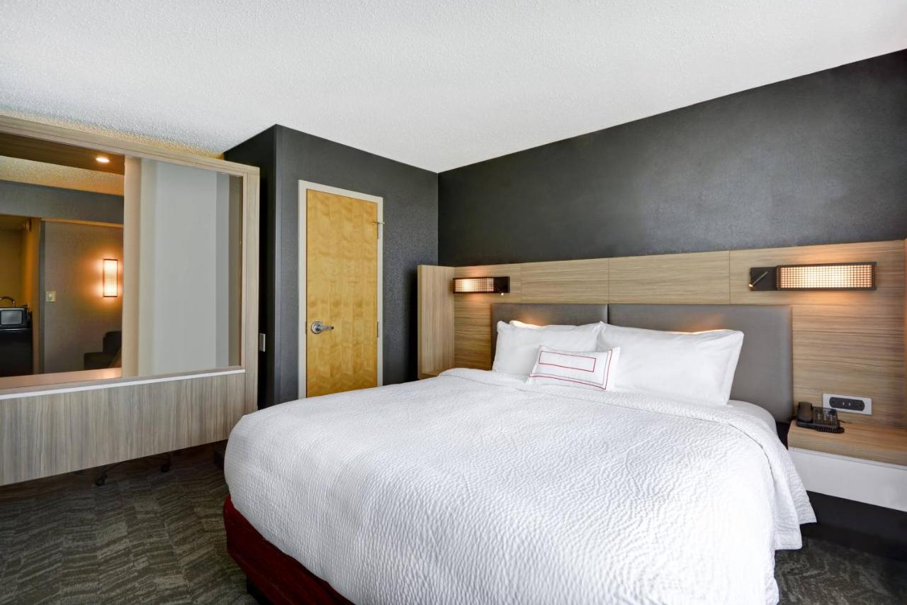 Suite, 1 King, Sofa bed at Extended Stay America Select Suites - Indianapolis - Plainfield