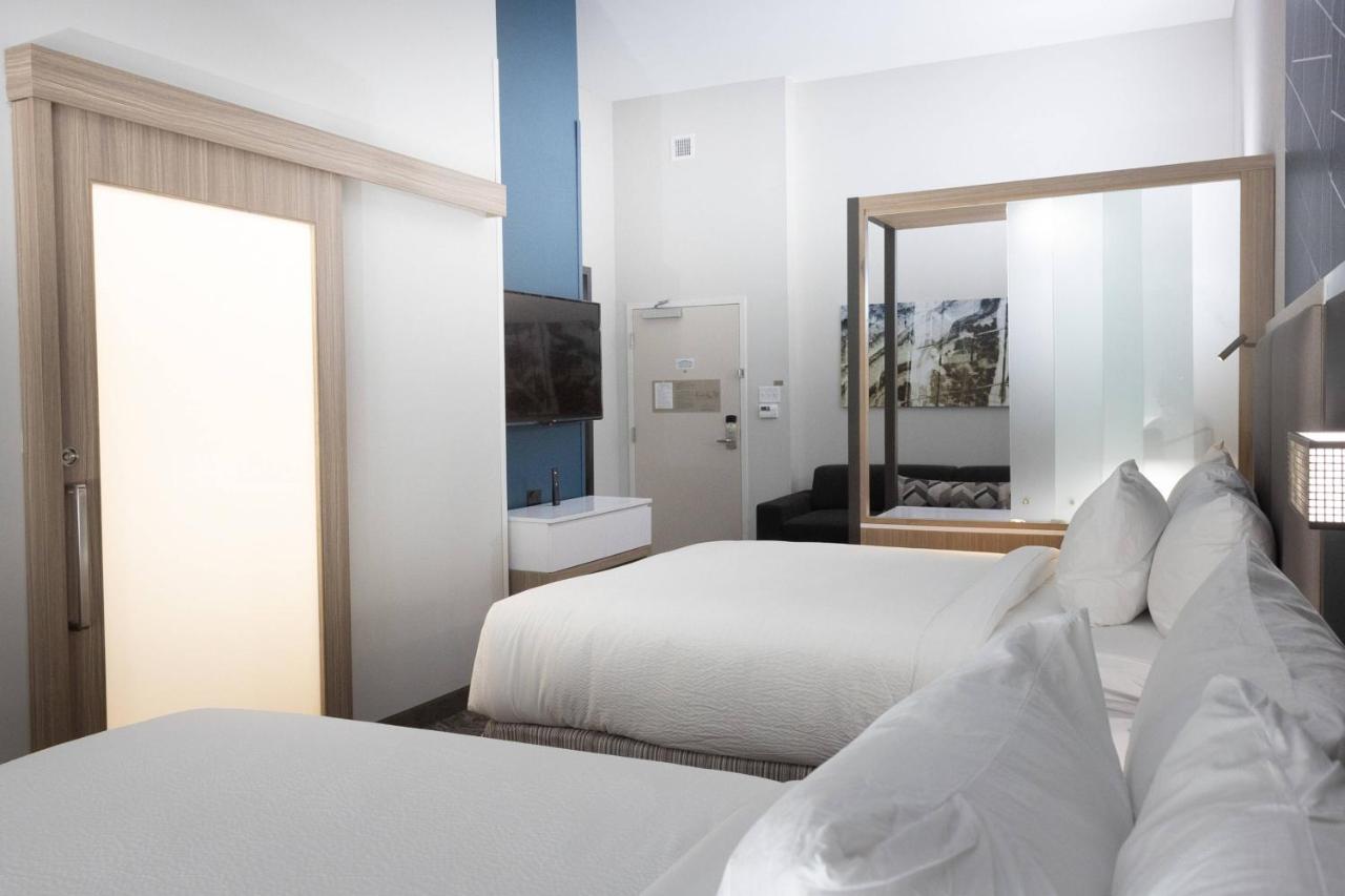 Queen Suite with Trundle Bed - Hearing Accessible at SpringHill Suites by Marriott Slidell