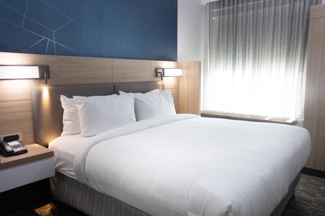 King Suite with Trundle Bed at SpringHill Suites by Marriott Slidell
