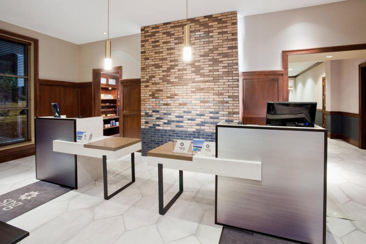 | Sheraton St. Paul Woodbury Hotel