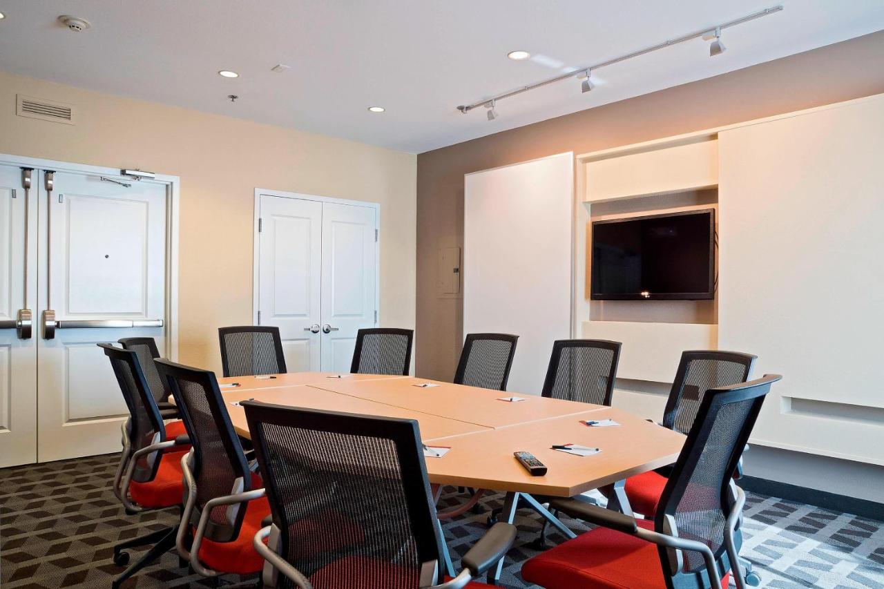 | TownePlace Suites by Marriott Dodge City
