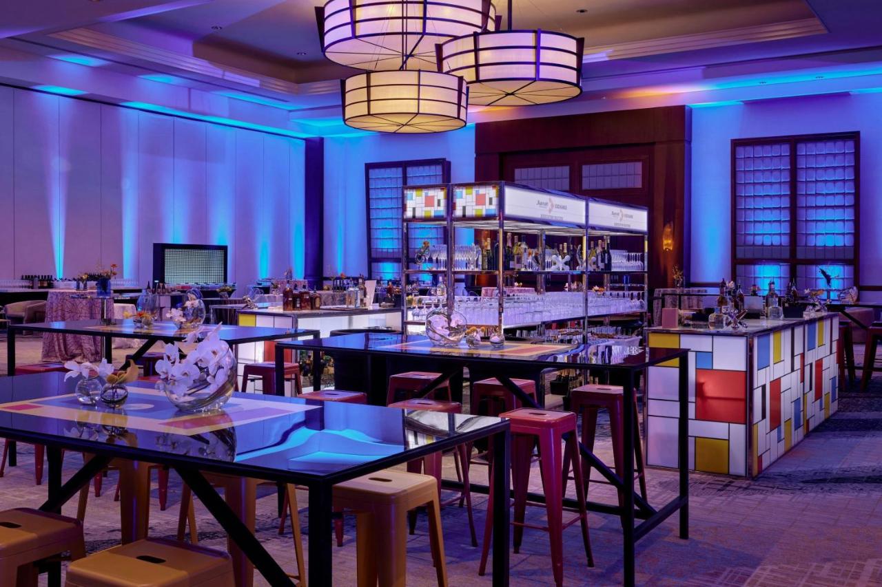 | Sheraton Phoenix Downtown