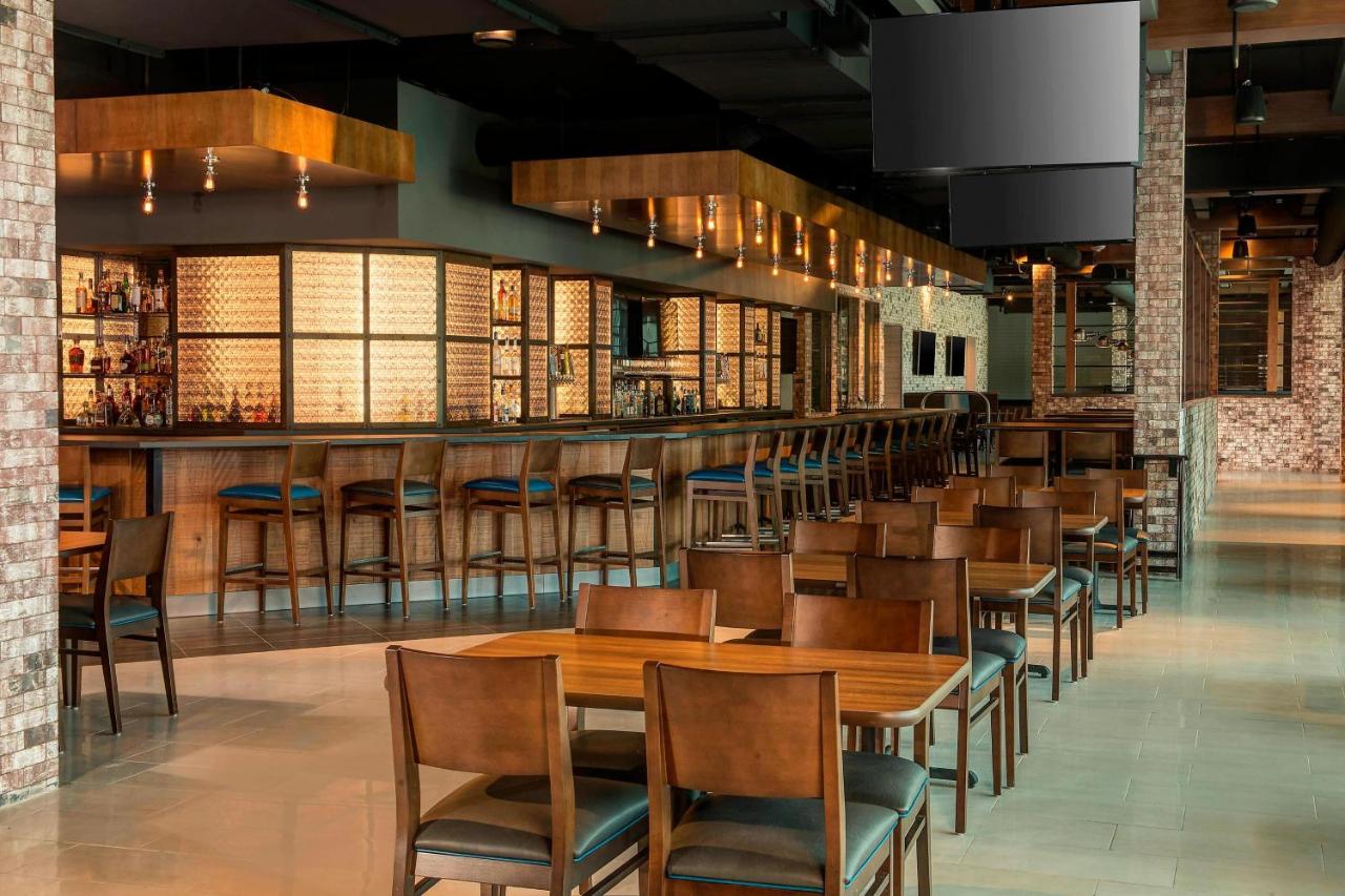  | Sheraton Mesa Hotel at Wrigleyville West
