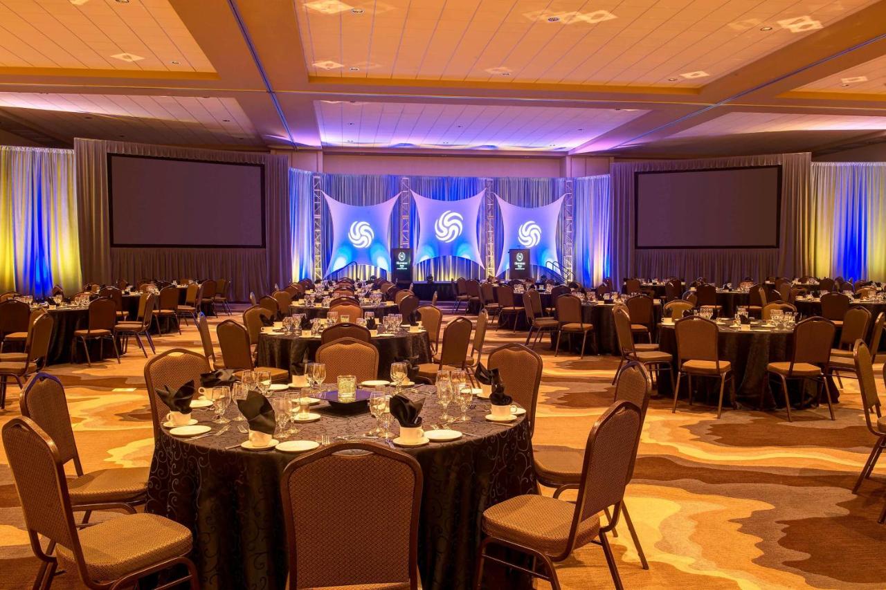  | Sheraton Mesa Hotel at Wrigleyville West