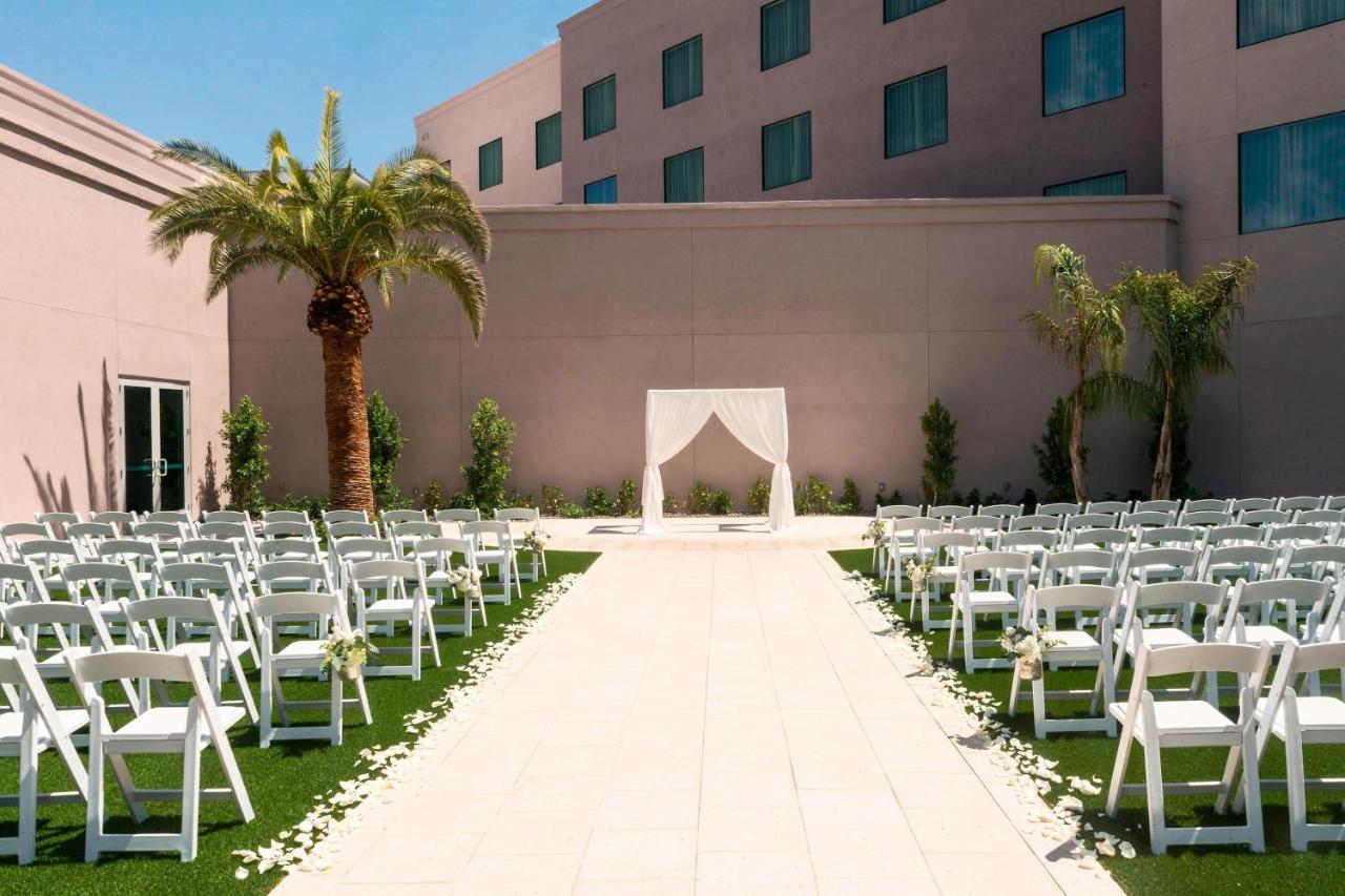  | Sheraton Mesa Hotel at Wrigleyville West