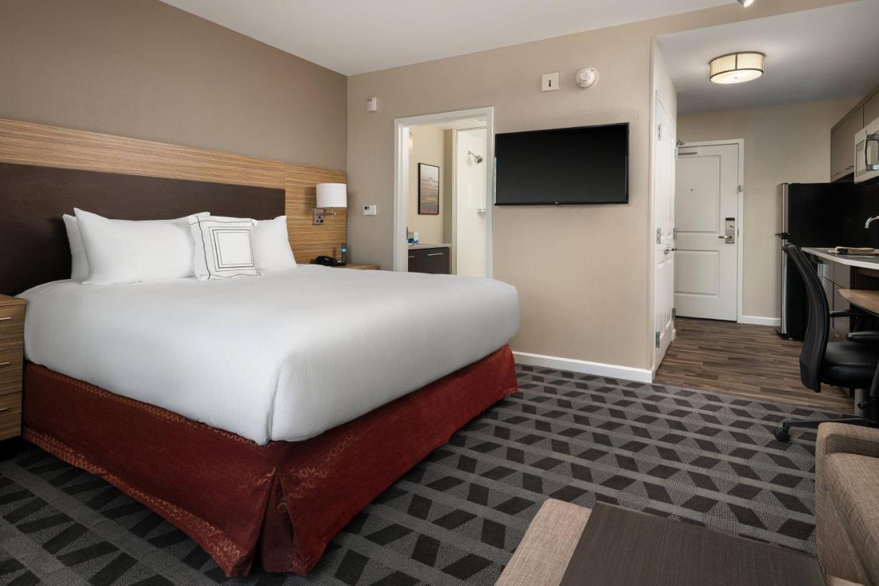 King Studio with Sofa Bed at TownePlace Suites by Marriott Memphis Olive Branch