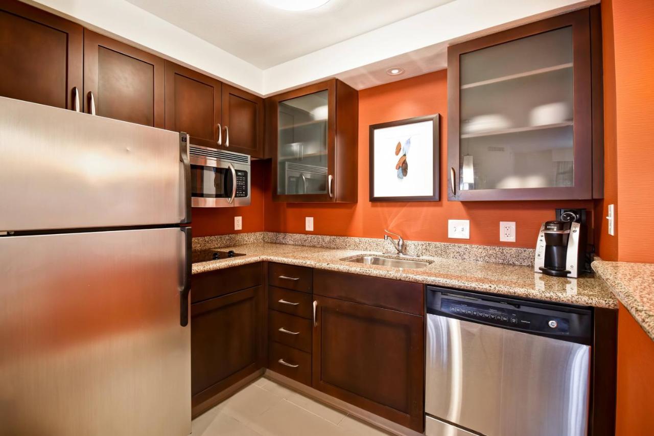 One-Bedroom Queen Suite with Sofa Bed at Residence Inn by Marriott Stillwater
