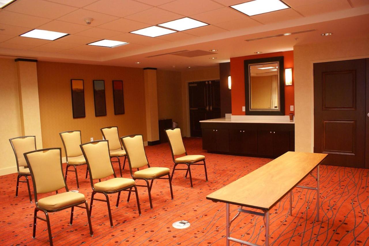 | Residence Inn by Marriott Pittsburgh Monroeville/Wilkins
