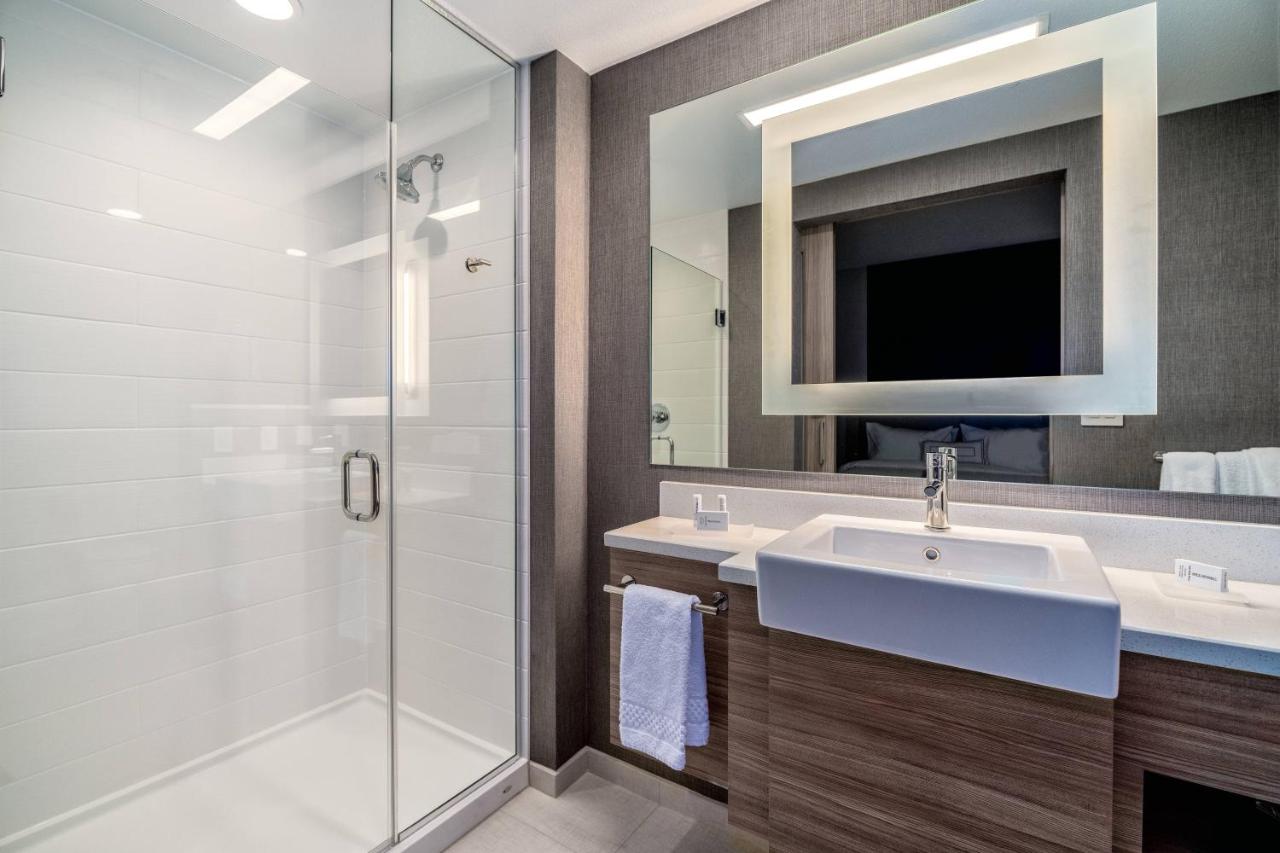  | SpringHill Suites by Marriott Oakland Airport