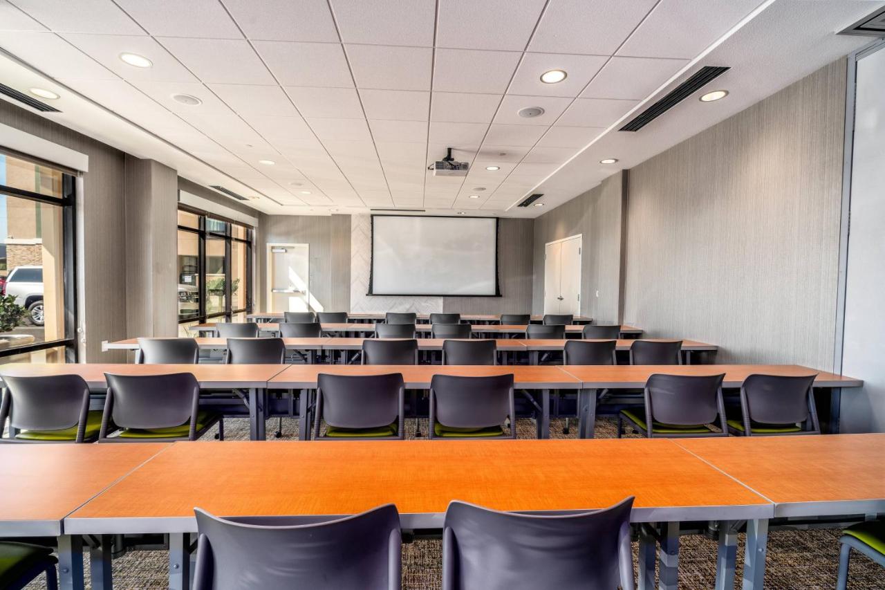  | SpringHill Suites by Marriott Oakland Airport