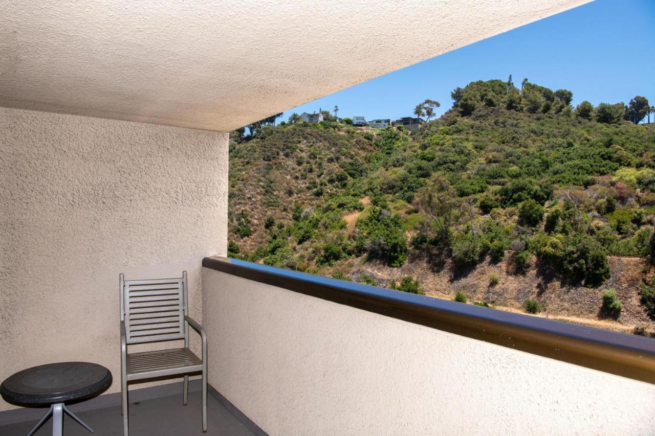 Traditional, Guest room, 2 Queen, Balcony at Sheraton Mission Valley San Diego Hotel