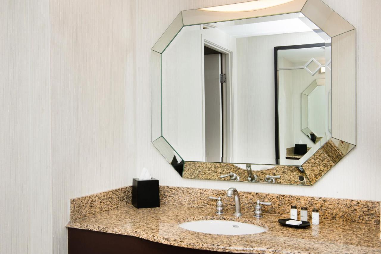  | Sheraton Mission Valley San Diego Hotel