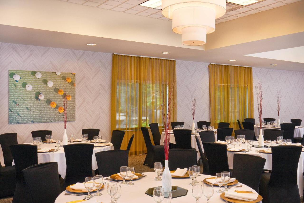 | SpringHill Suites by Marriott Chesapeake Greenbrier