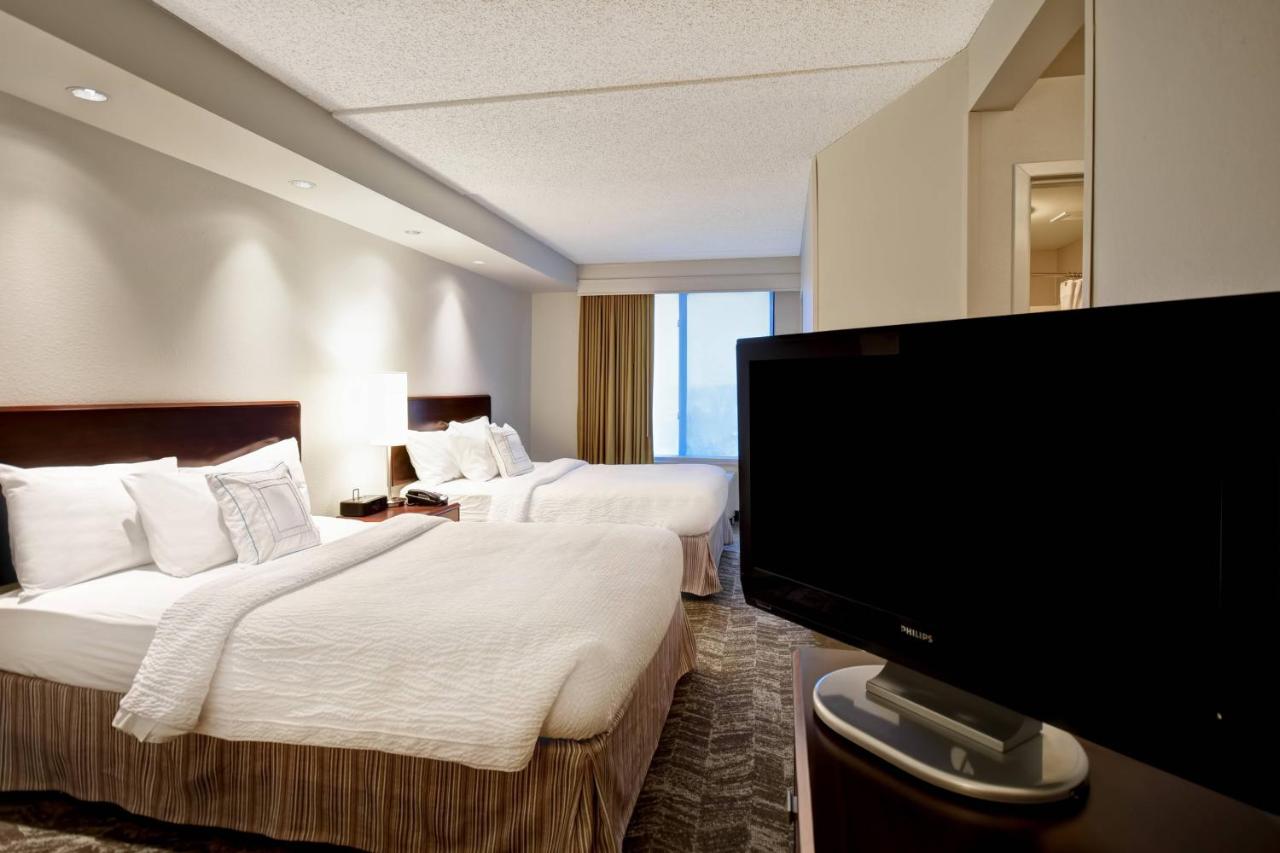 | Springhill Suites by Marriott Louisville Airport