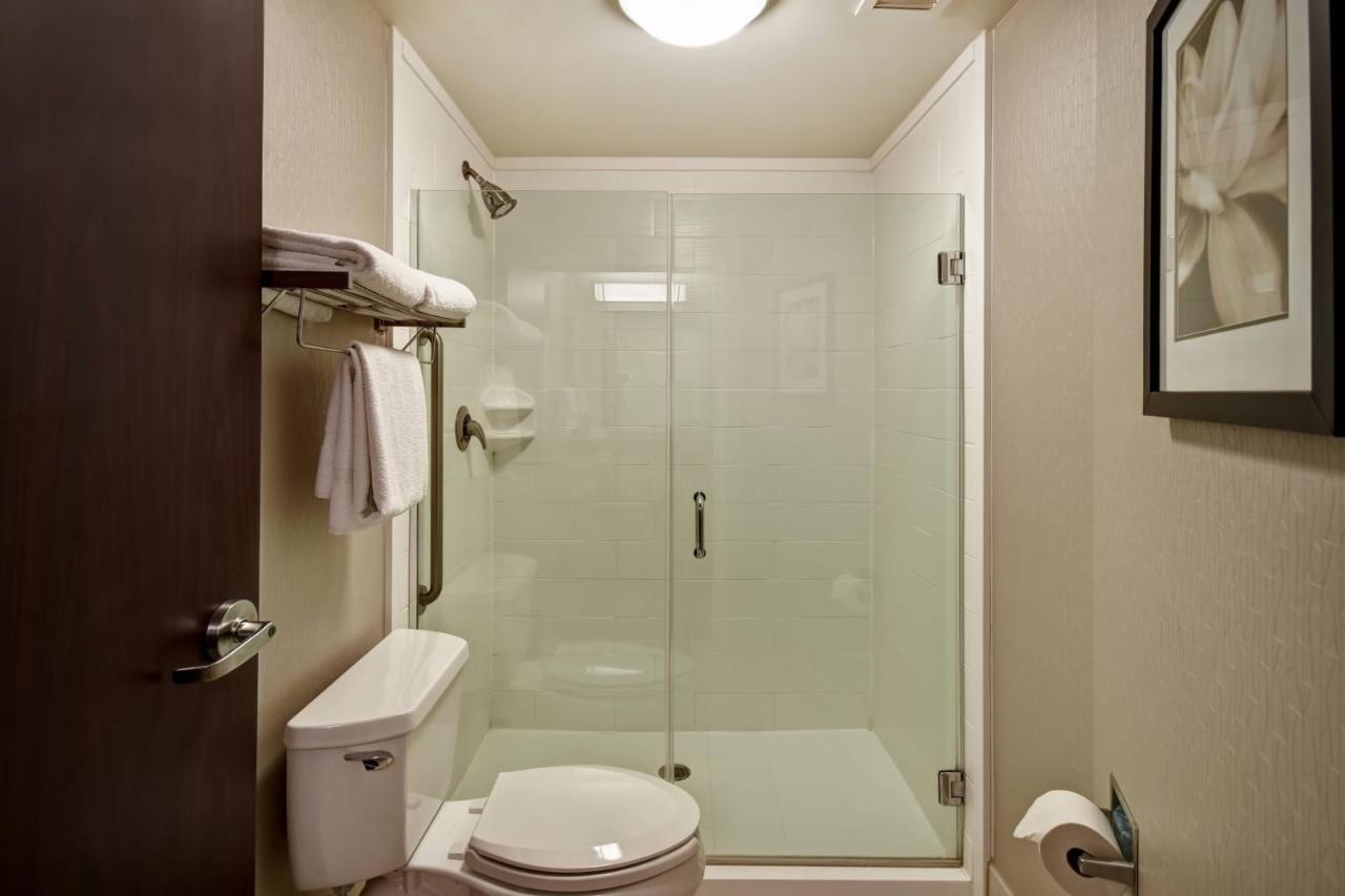 | Springhill Suites by Marriott Louisville Airport