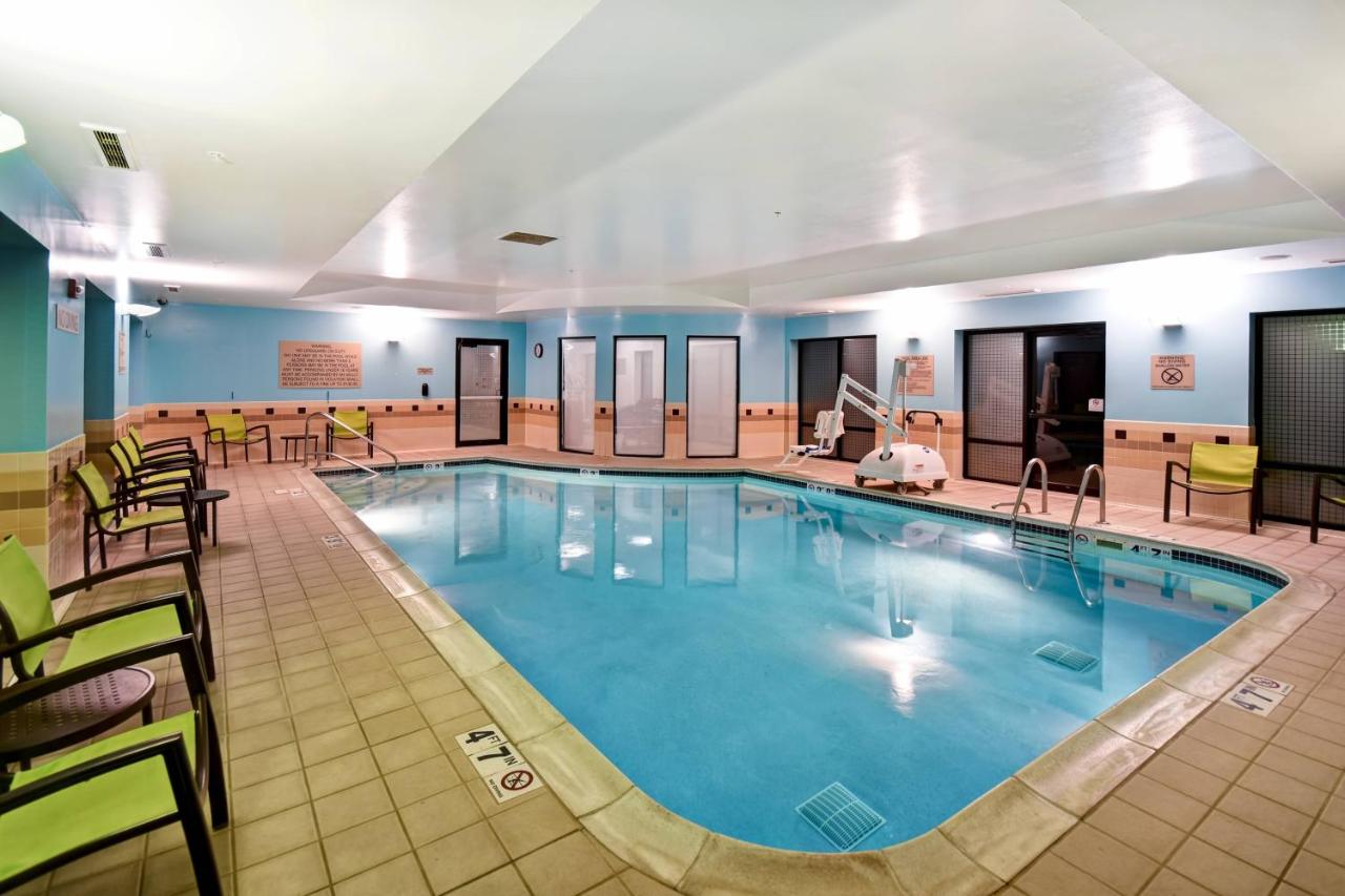 | Springhill Suites by Marriott Louisville Airport