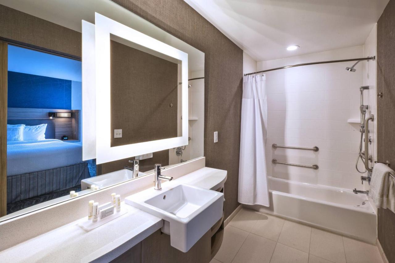 | SpringHill Suites by Marriott St. Joseph Benton Harbor