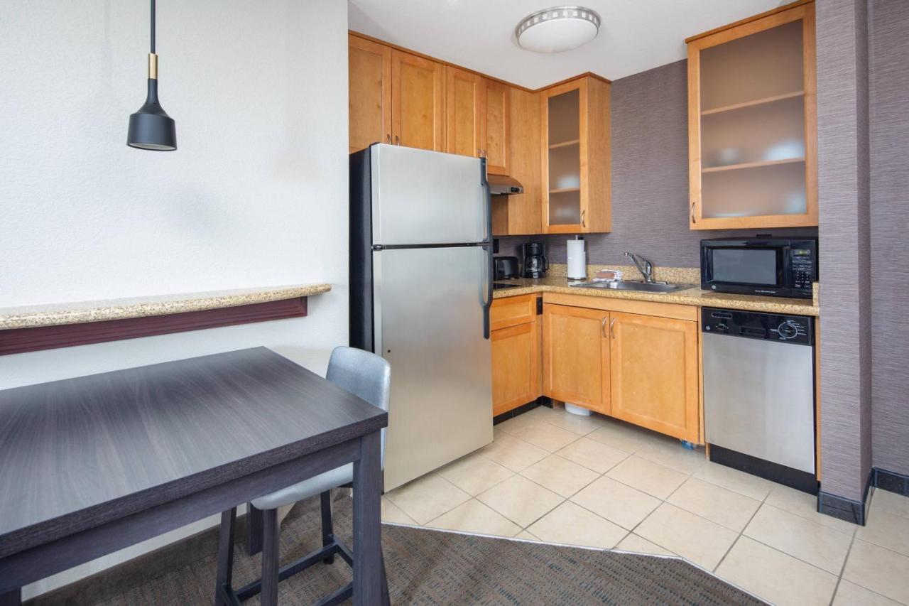 One-Bedroom Suite - Disability Access at Residence Inn Phoenix NW/Surprise